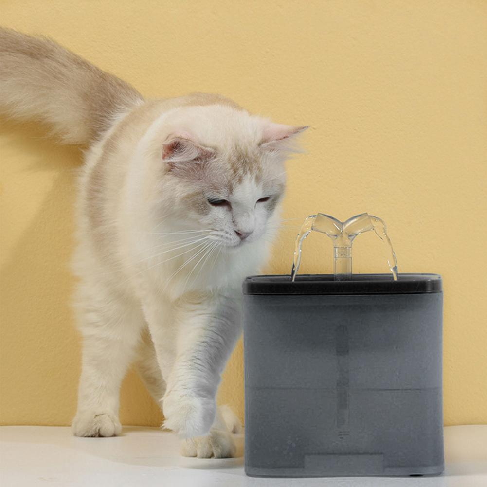 Automatic drinking fountain for cats and dogs My Store
